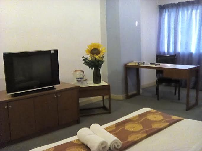 Folkmeldrum Hotel Johor Bahru Exterior foto